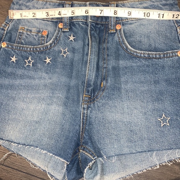 H&M x Coachella Daydreamer Star Denim Shorts Size 2 - Picture 14 of 16